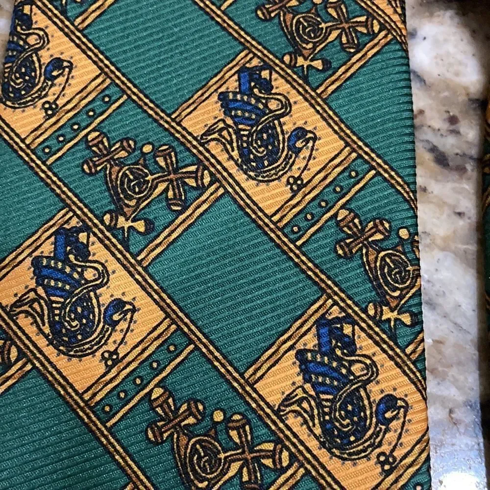BSL. Celtic tie collection Ireland hand finished